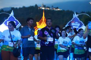 BIB: 627, 142421
                            <button type="button" onclick="openModal(22341639)" class="btn btn-primary btn-sm float-right btn-popup" data-toggle="modal" data-target=".modal-high-quality">
                        <i class="fas fa-shopping-cart"></i> Add to Cart
                    </button>
                                            <button type="button" onclick="isThisMe(22341639, true)" class="btn btn-success btn-sm float-right btn-popup btn-isme hidden" data-toggle="tooltip" data-placement="bottom" title="นี่คือรูปของคุณใช่ไหม คลิกที่นี่เพื่อเอาเข้าอัลบั้ม">
                        <i class="fas fa-plus"></i> Add to album
                    </button>
                    <button type="button" onclick="isThisMe(22341639, false)" class="btn btn-warning btn-sm float-right btn-popup btn-isnotme hidden">
                        <i class="fas fa-ban"></i> Remove from album
                    </button>